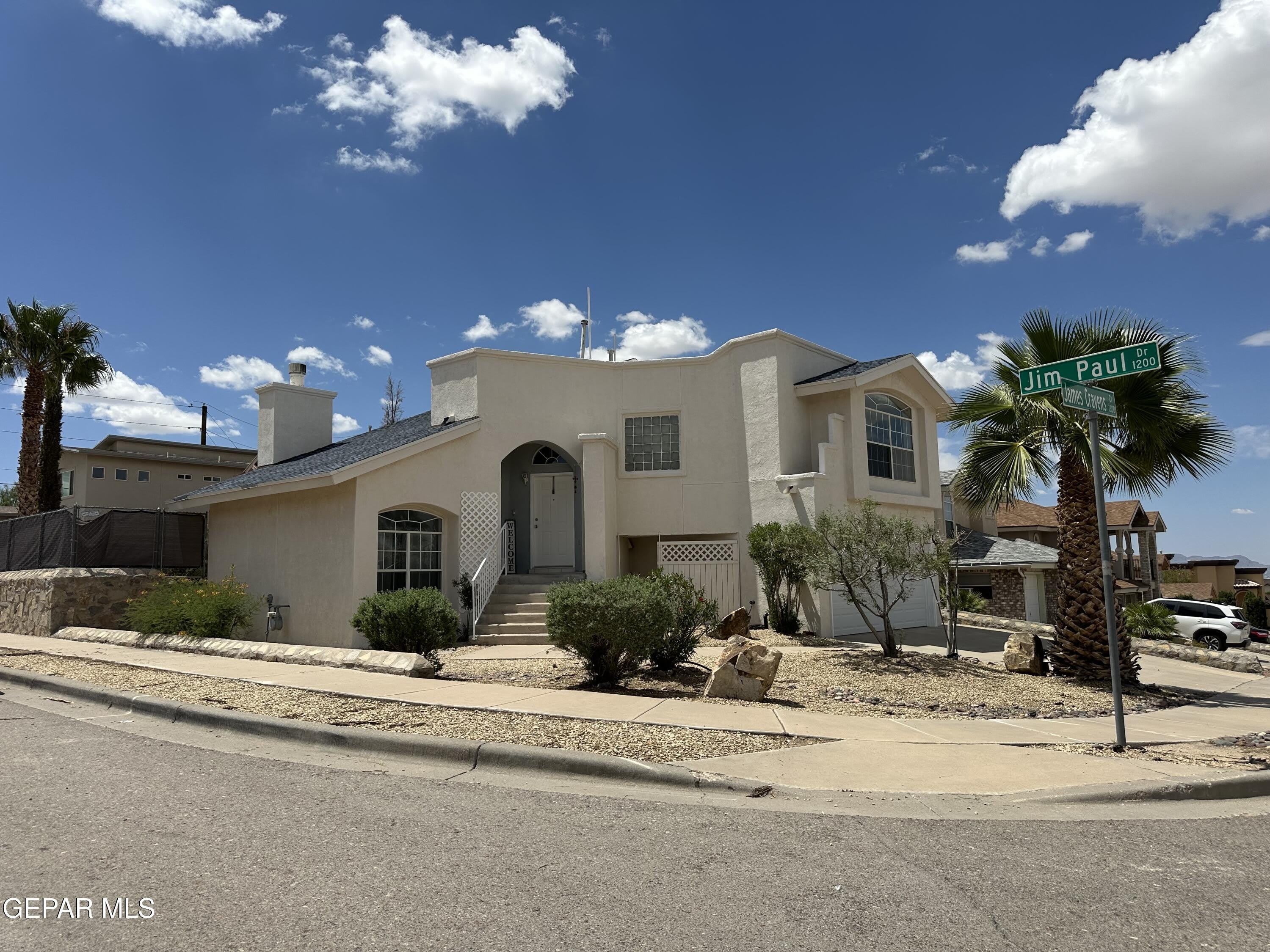 1340 JAMES CRAVENS Court – photo 1