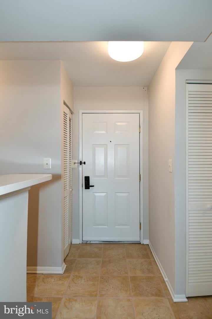 1001 N VERMONT ST #1010 – photo 4