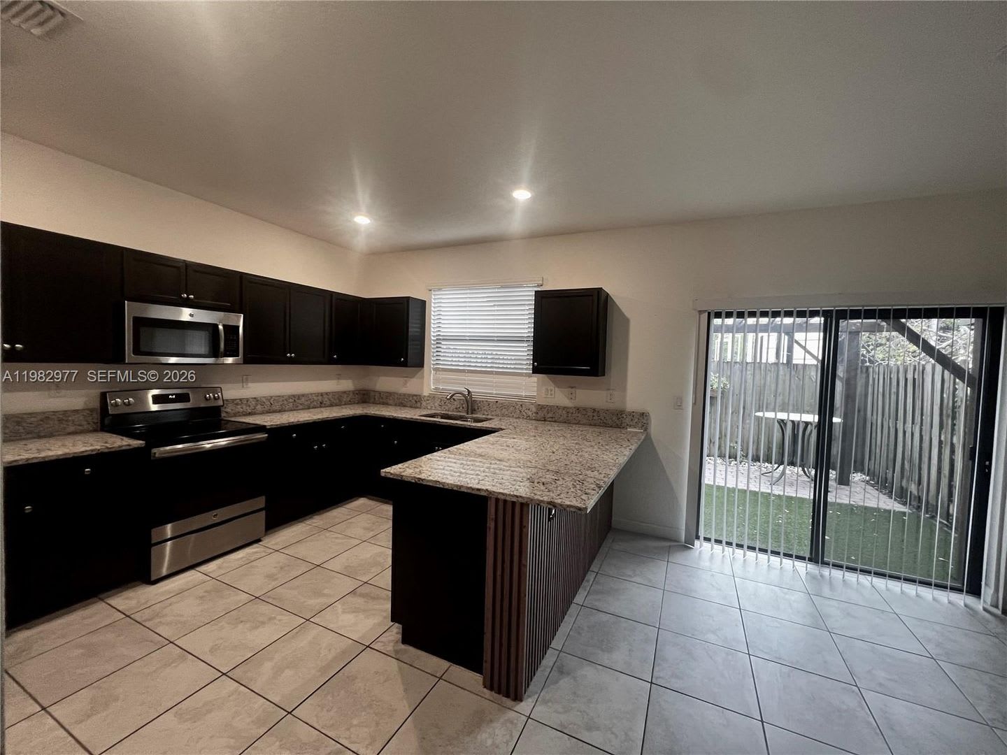 11989 SW 150th Place, Miami, FL 33196 – photo 2