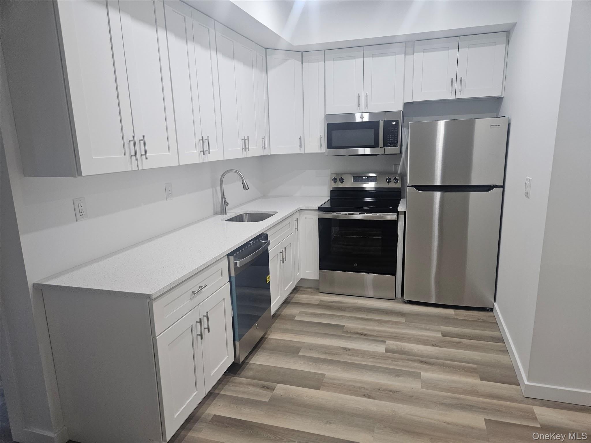 842 Liberty Avenue – photo 3
