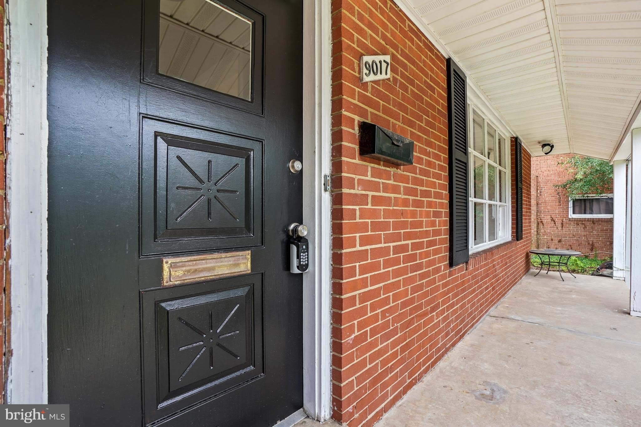 9017 SAINT ANDREWS Place – photo 4