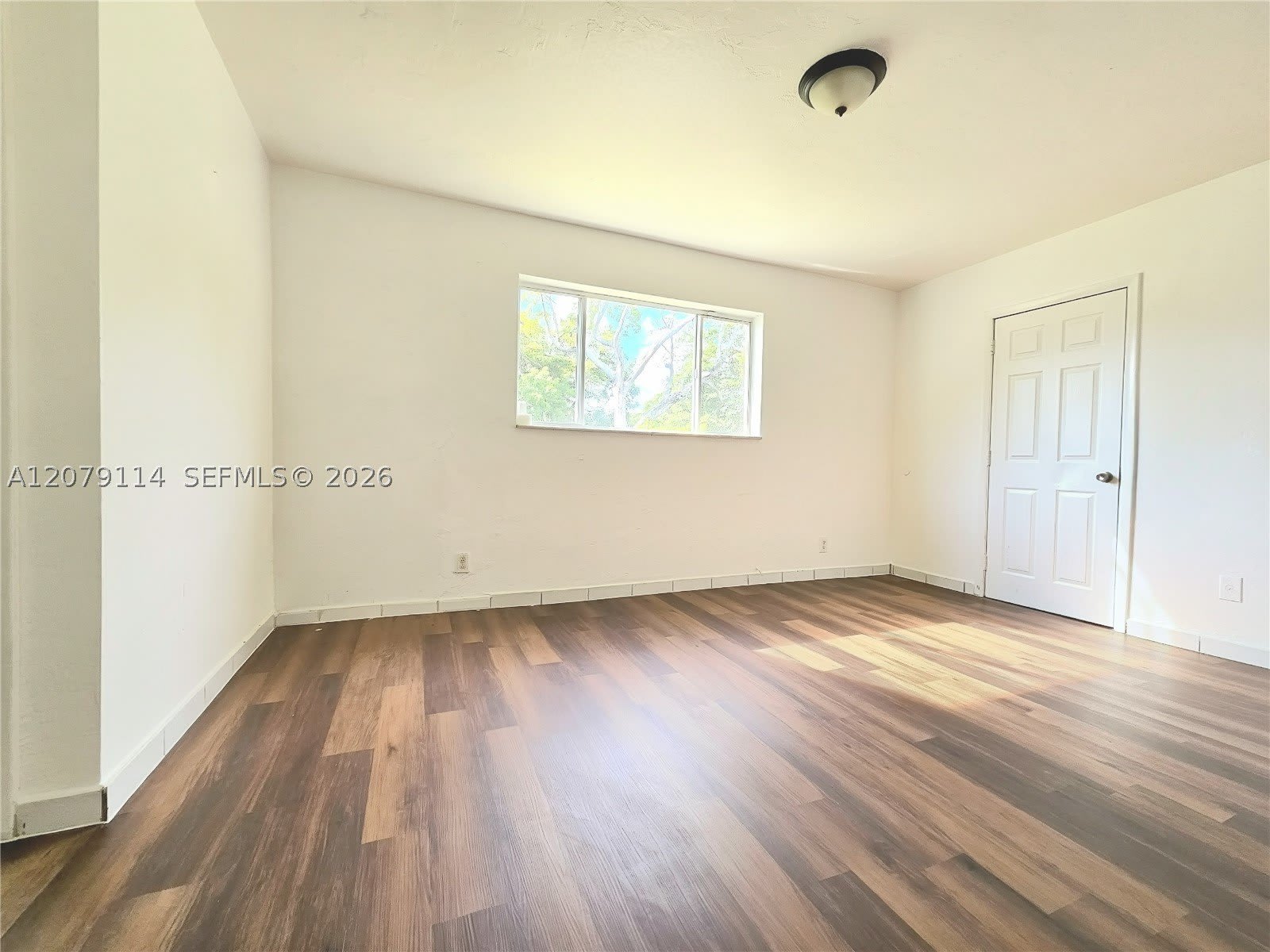 2010 NW 70th St – photo 5