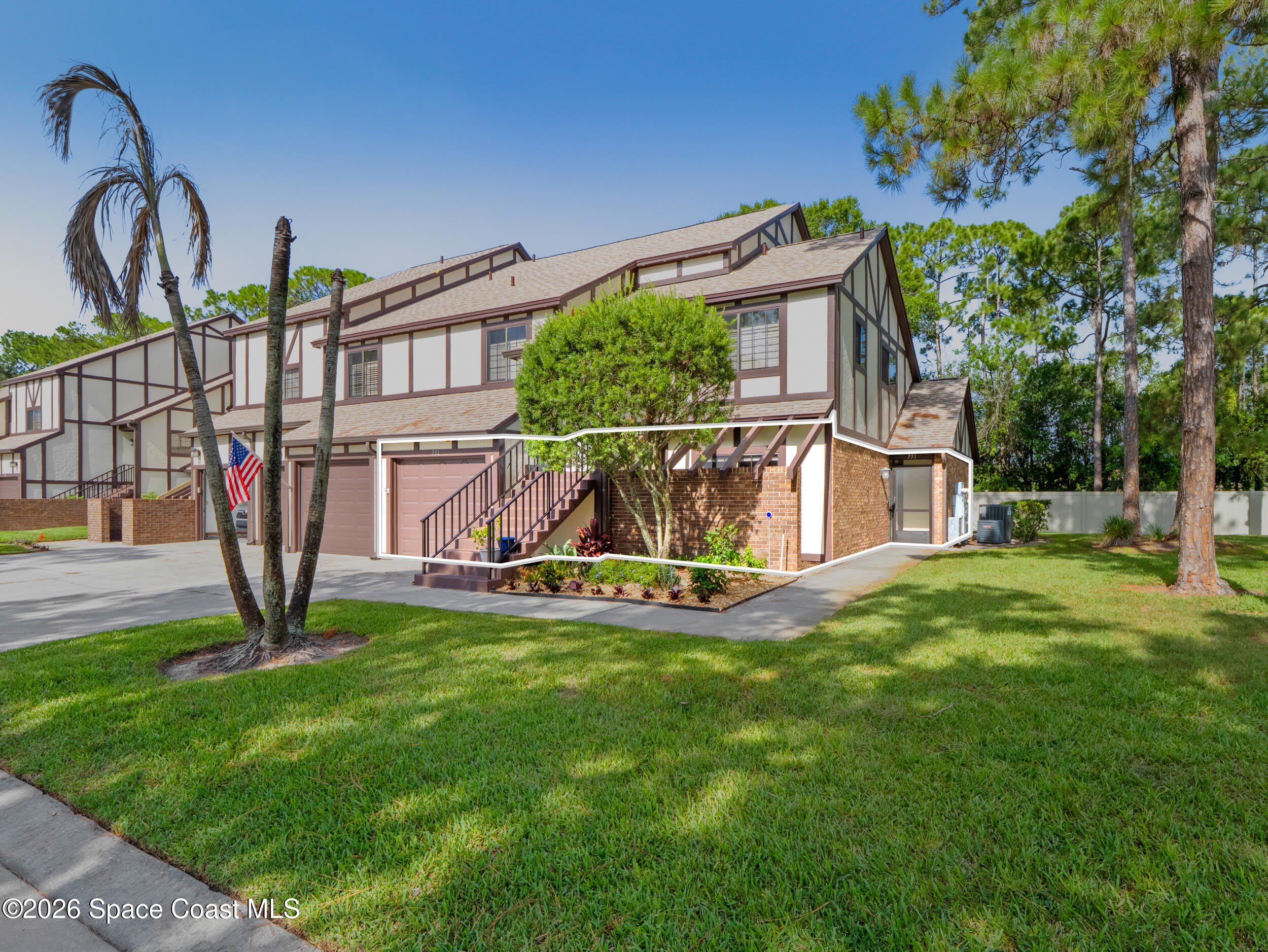 751 Greenwood Manor Circle – photo 2