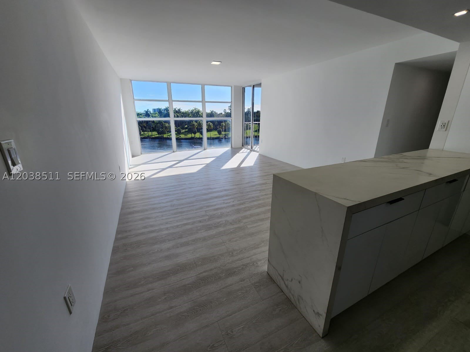 1700 Nw N River Dr – photo 5