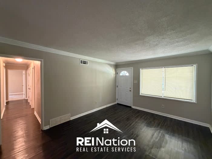 1706 Capri Road – photo 2