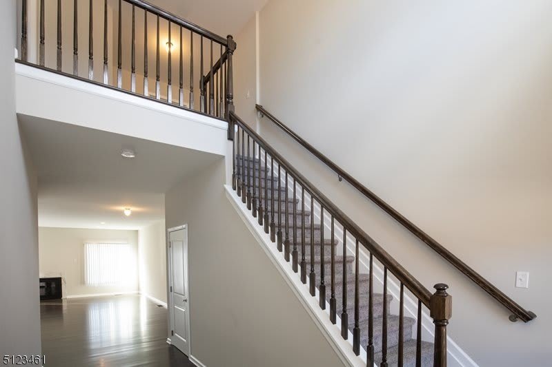 112 Arlene Ct – photo 2
