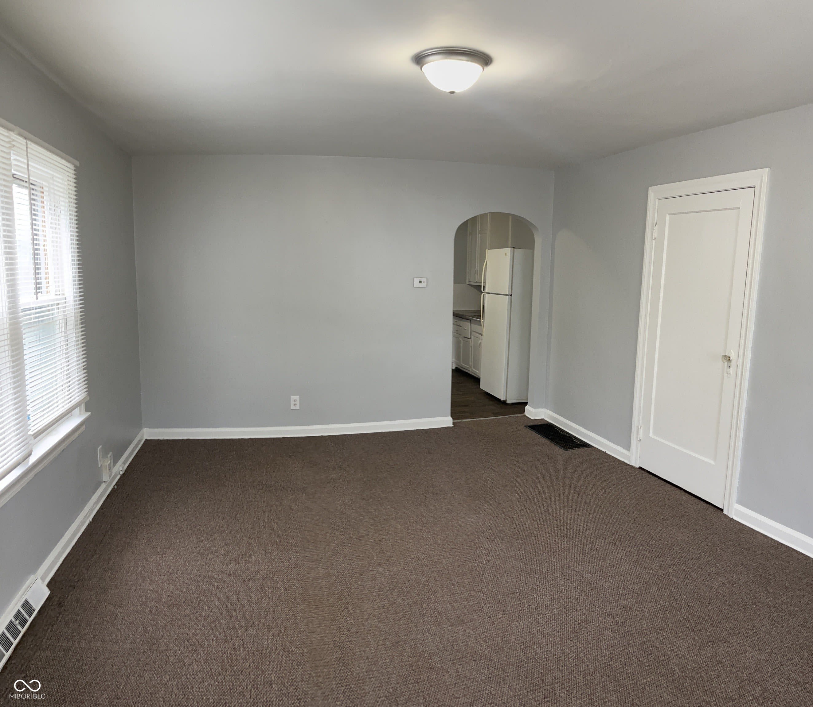1306 N Chester Avenue – photo 3