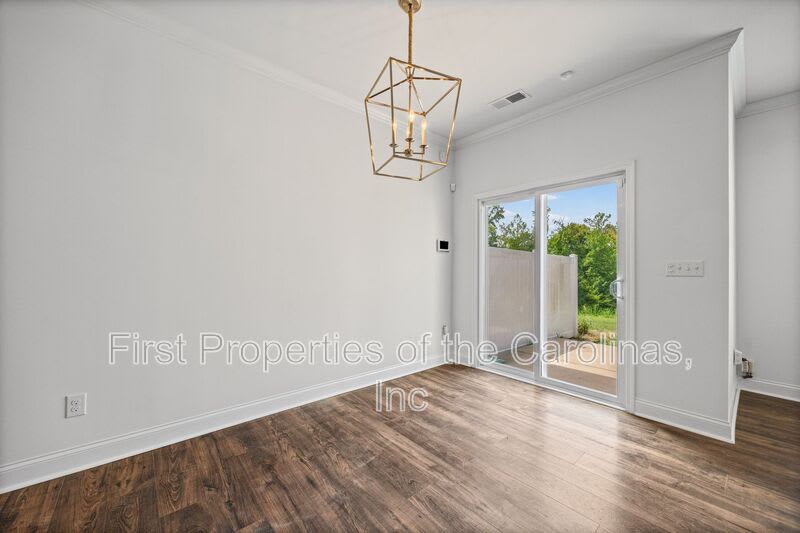 1093 Chicory Trace – photo 5