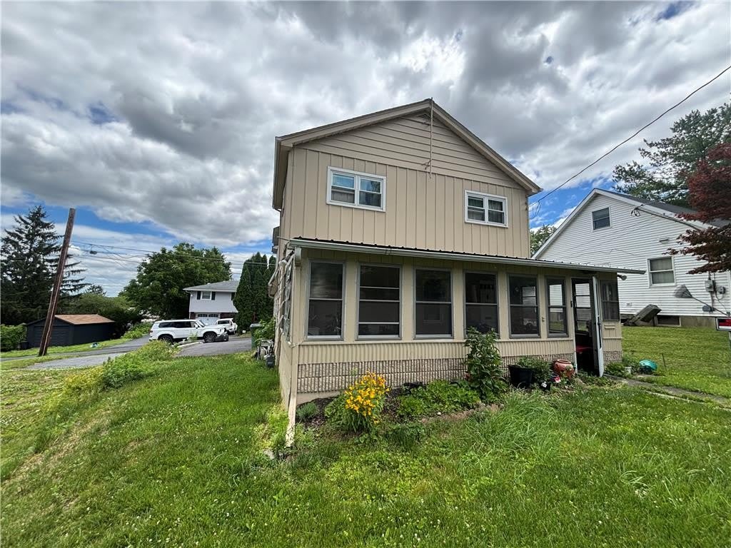 135 N Cedar Street – photo 3