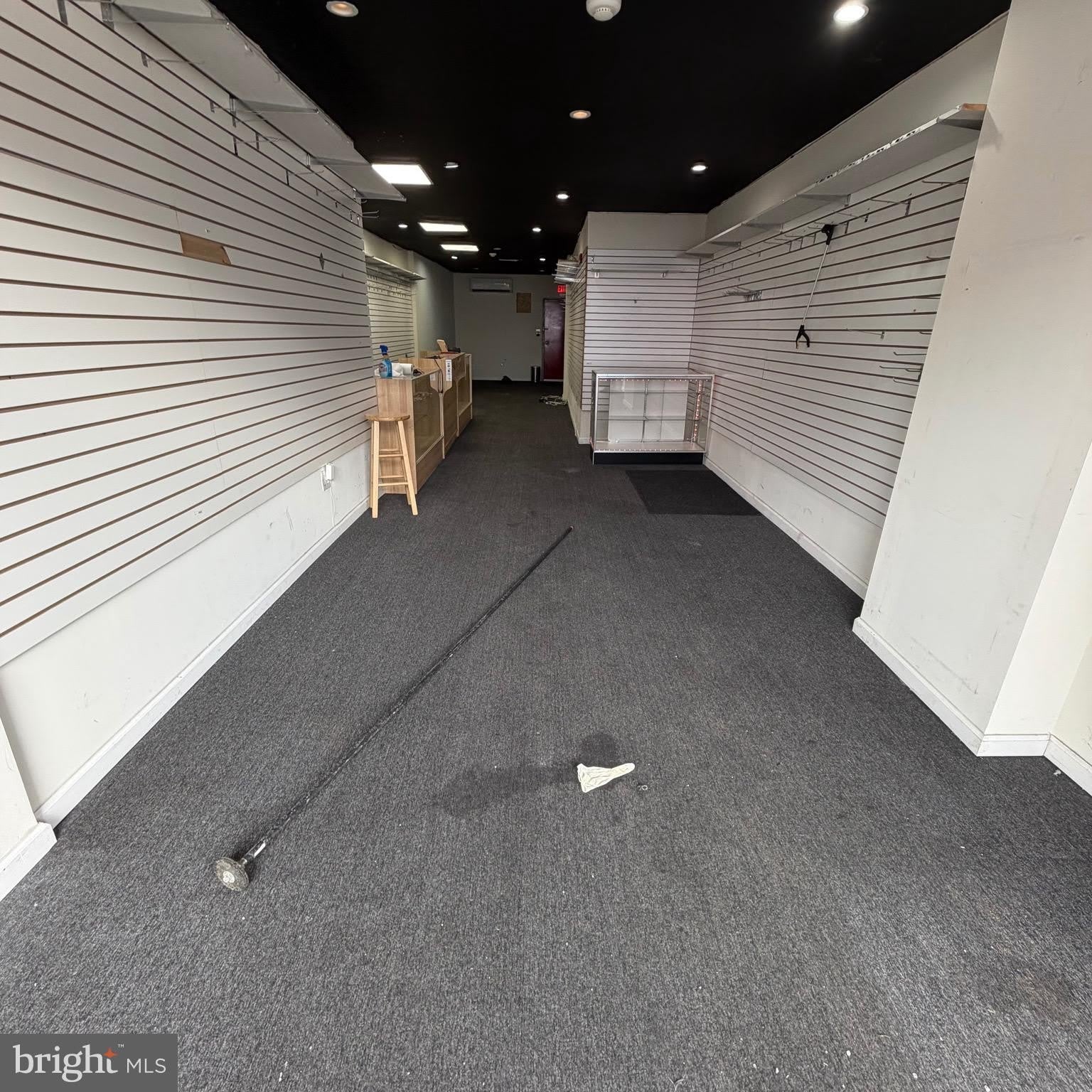 3339 N FRONT Street – photo 3