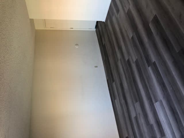 1325 S Hoover St – photo 5