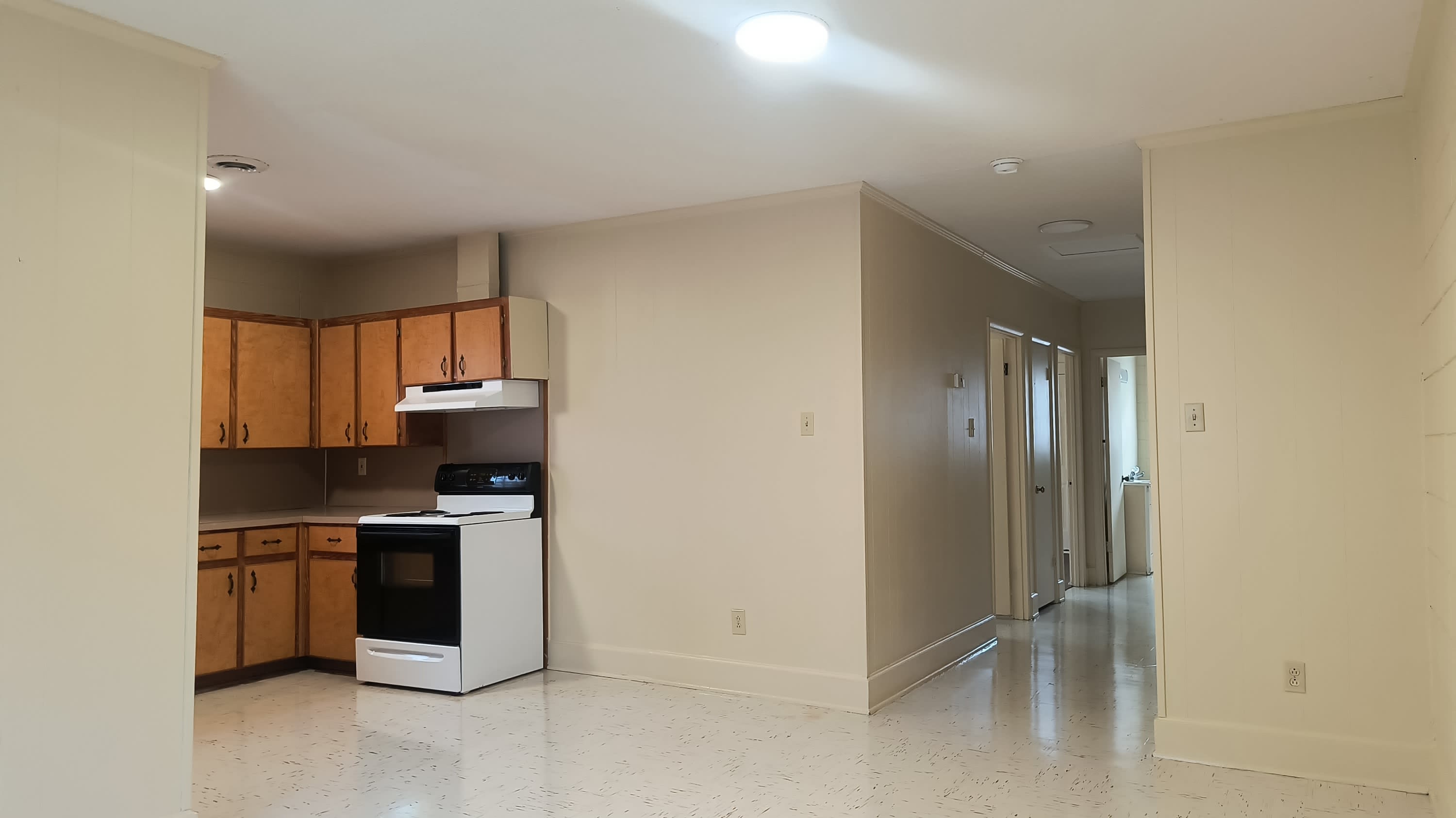 3008 South Holly Street – photo 3