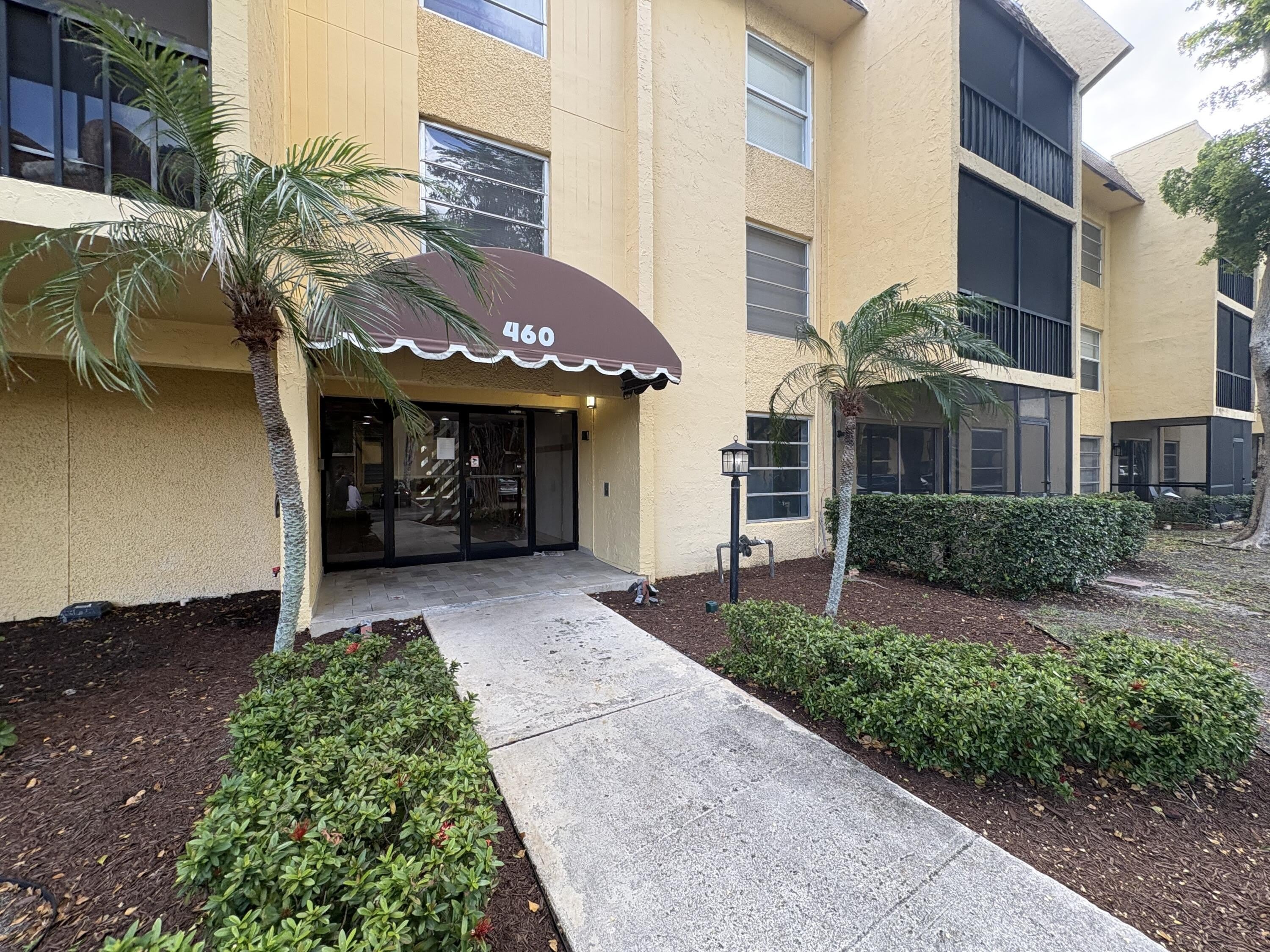 460 NW 20th Street – photo 3