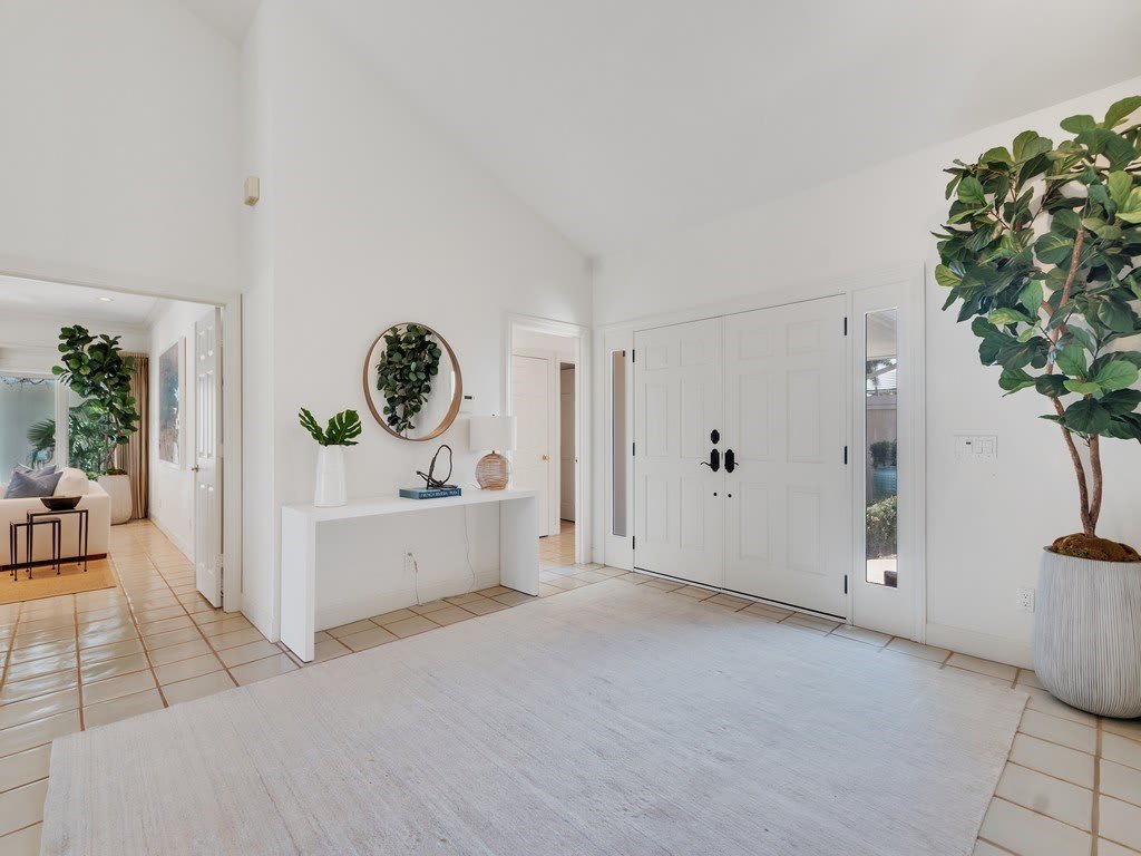 609 Lake Drive – photo 5