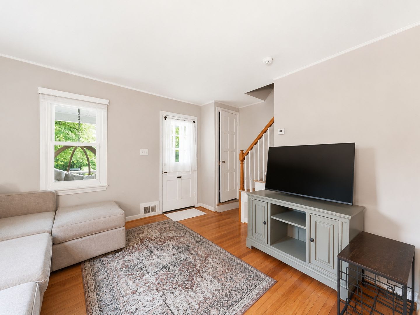 Welcome To 5935 Williamsburg Road A Beautifully Updated Three Level Duplex In The Highly Sought After Jefferson Manor Community Of Alexandria – photo 2