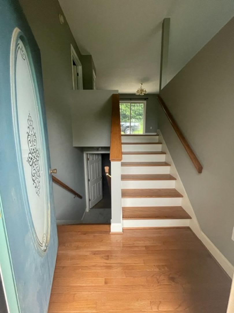 SFH located in Goode – photo 2