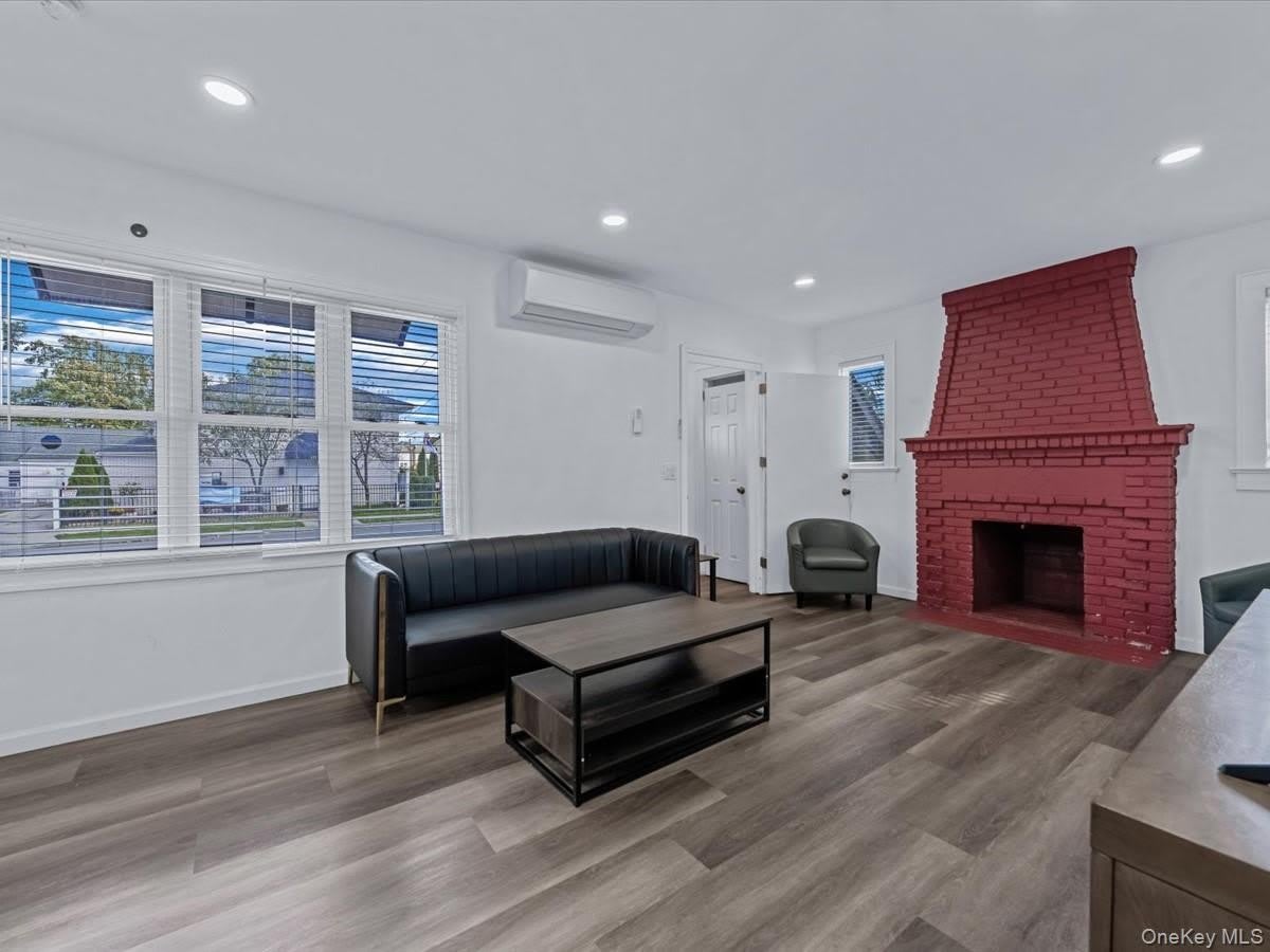 21 James Ll Burrell Avenue – photo 2