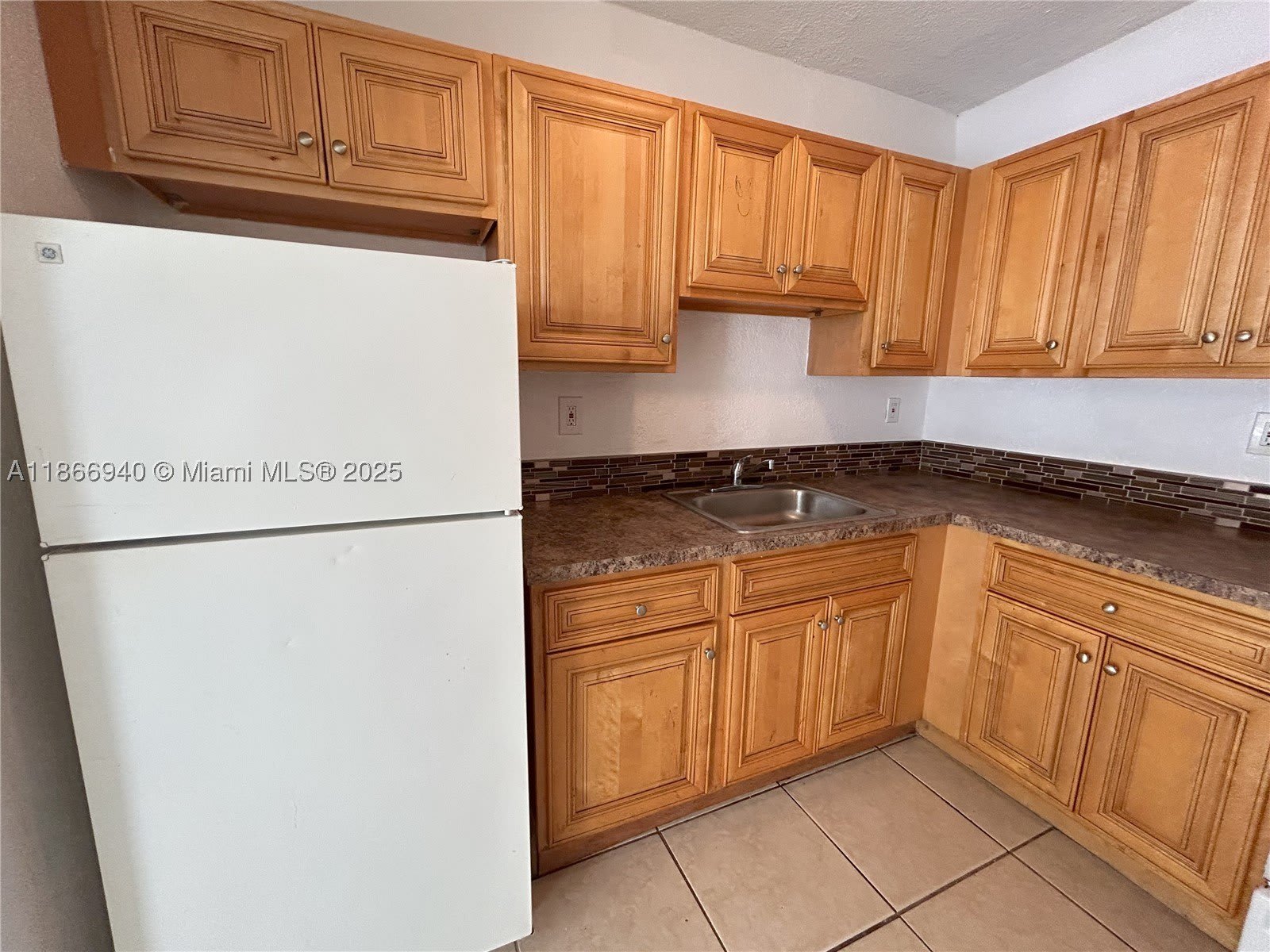 8287 Ne Miami Ct – photo 2