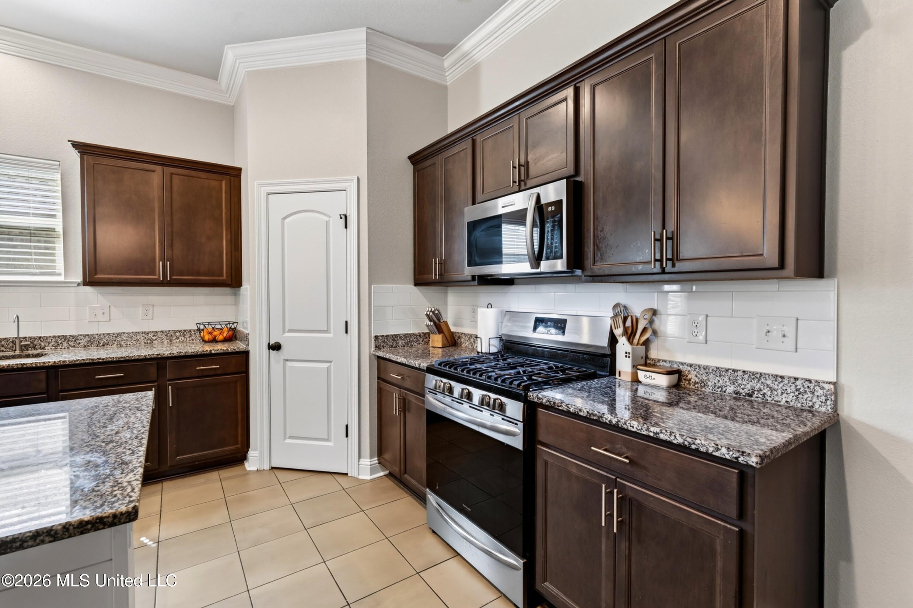 16463 Millsaps Avenue – photo 5