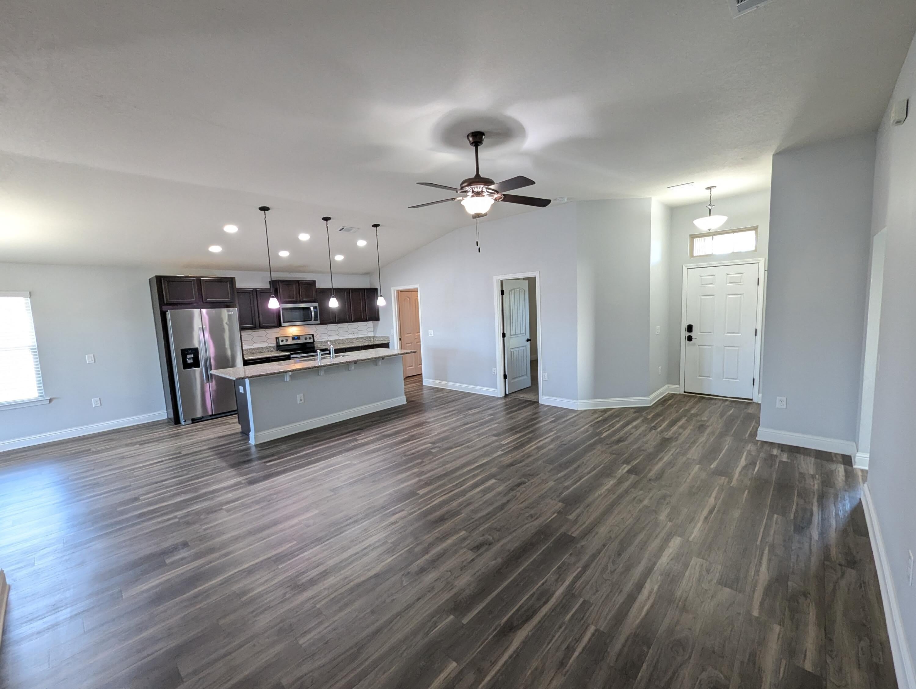 2401 Spur Lane – photo 3