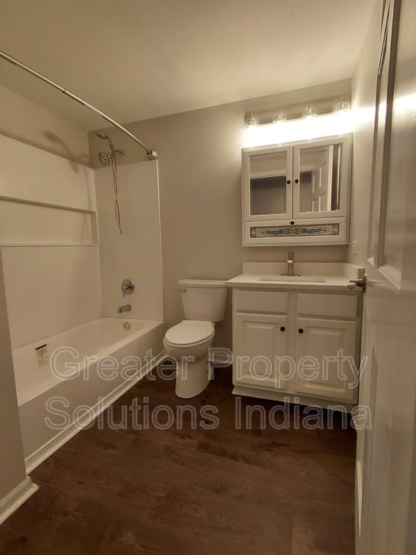 9053 W 155Th St – photo 5