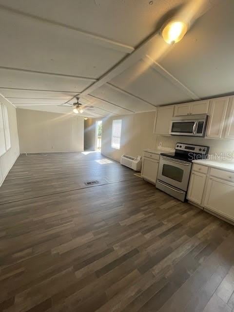 3245 E MAIN Street – photo 4