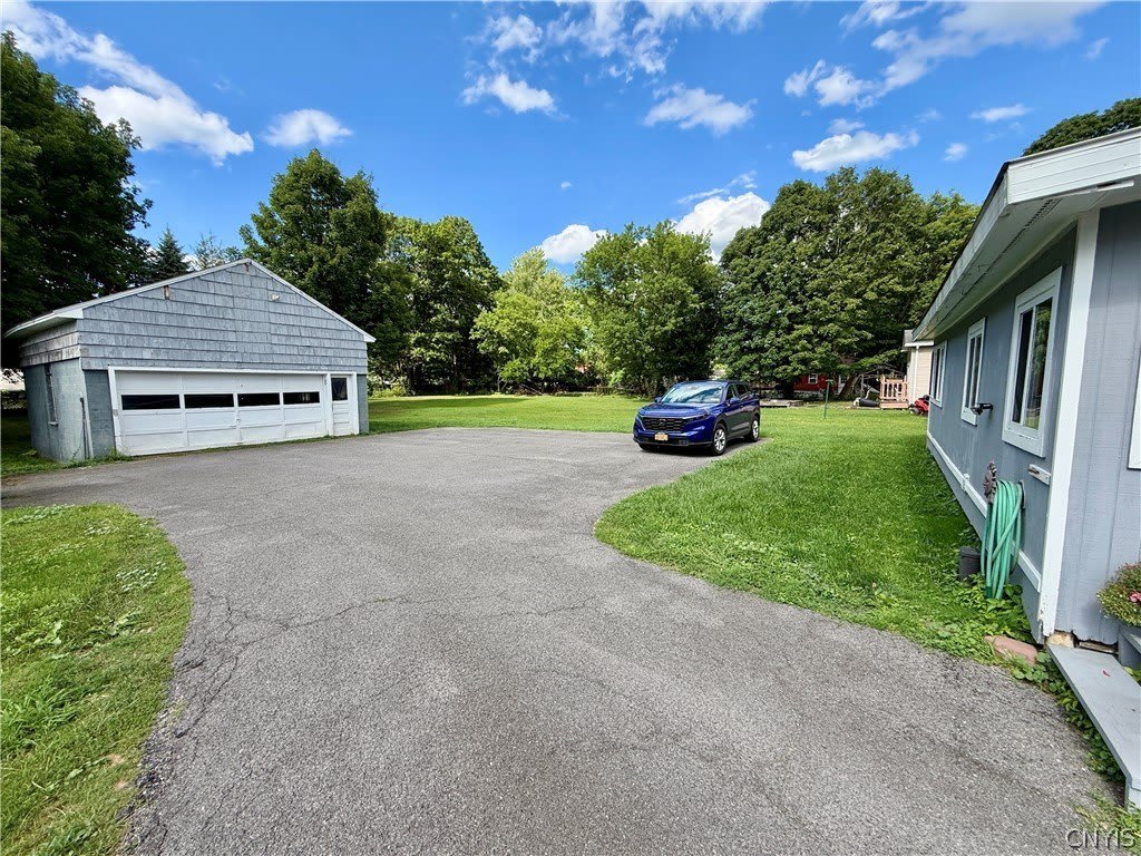 145 W Seneca Street – photo 3