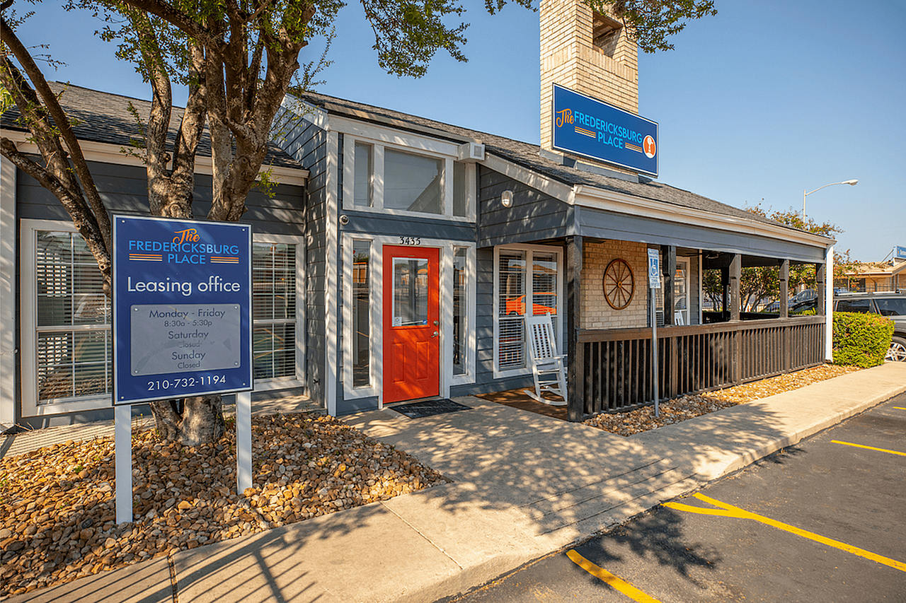 Fredericksburg Place – photo 2