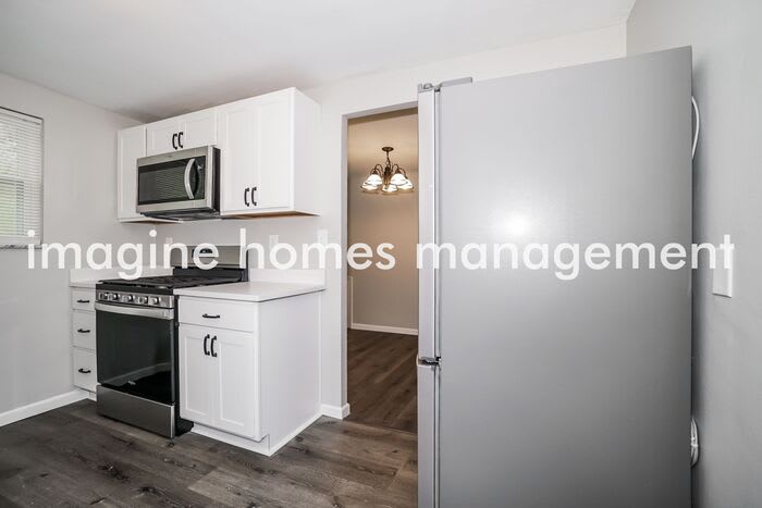 104 College Park Drive – photo 5