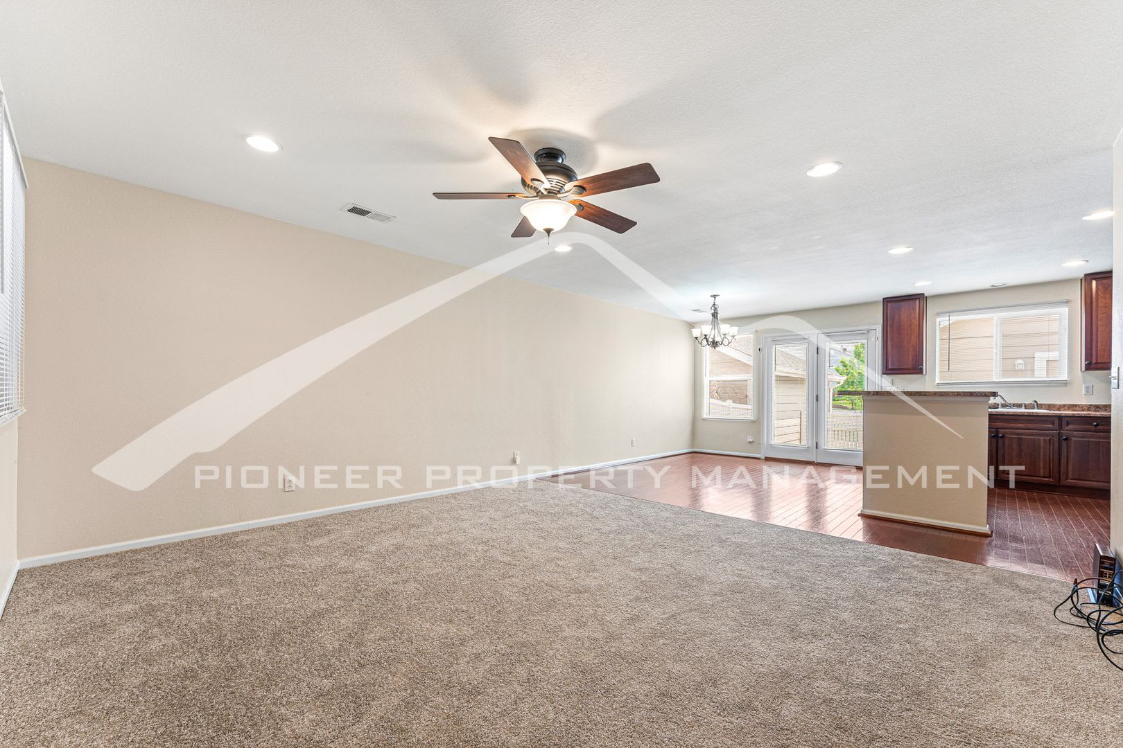 Charming Townhome with 1 Car Garage and Central A/C – photo 3