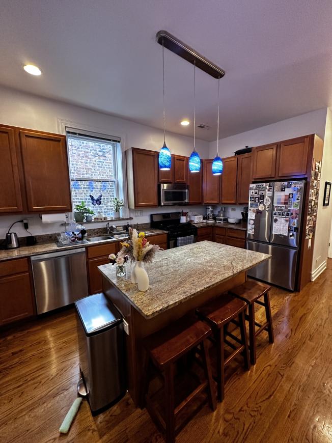 6373 North Paulina St. – photo 1