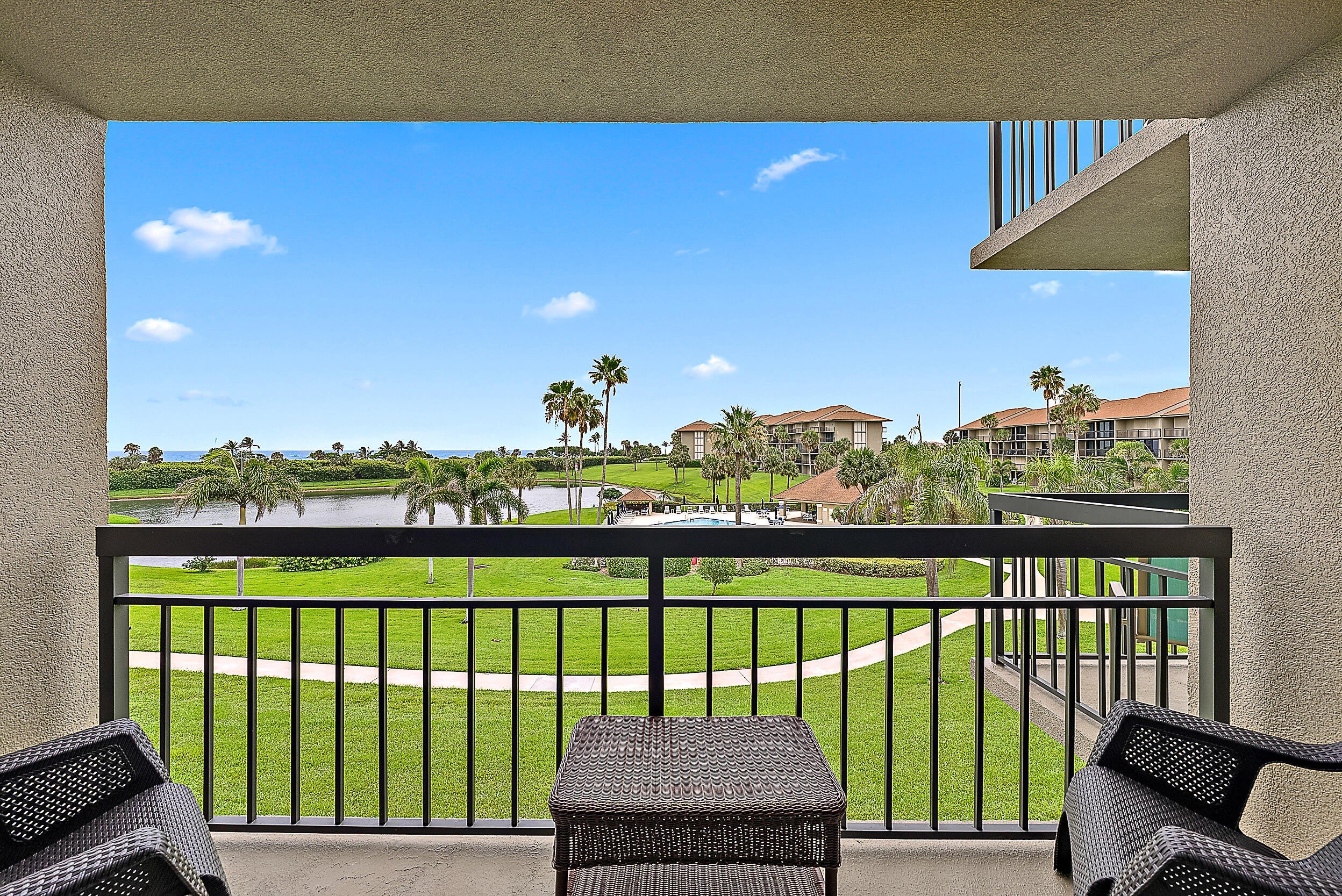 301 S Seas Drive – photo 4