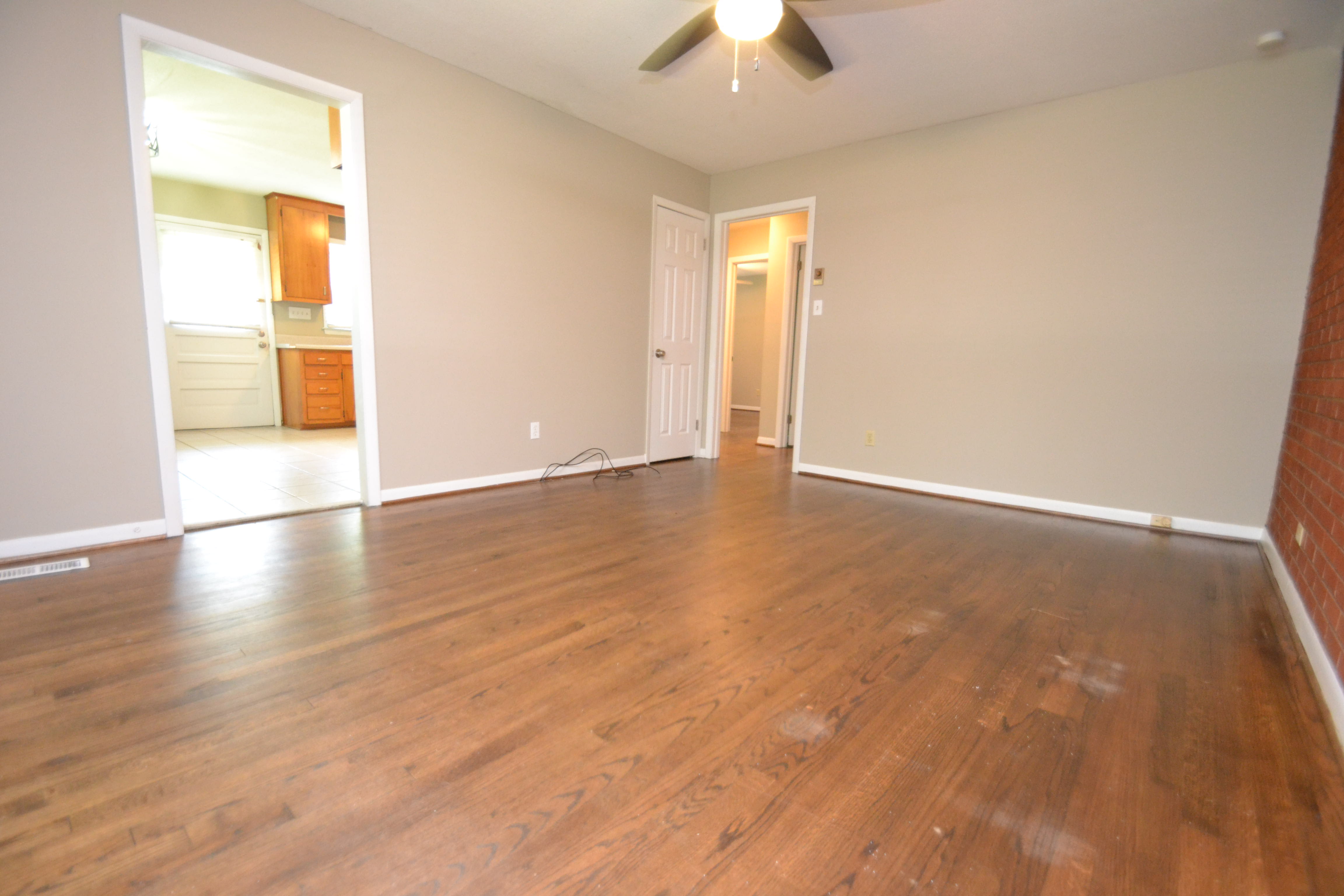 5131 Lundy Dr – photo 3