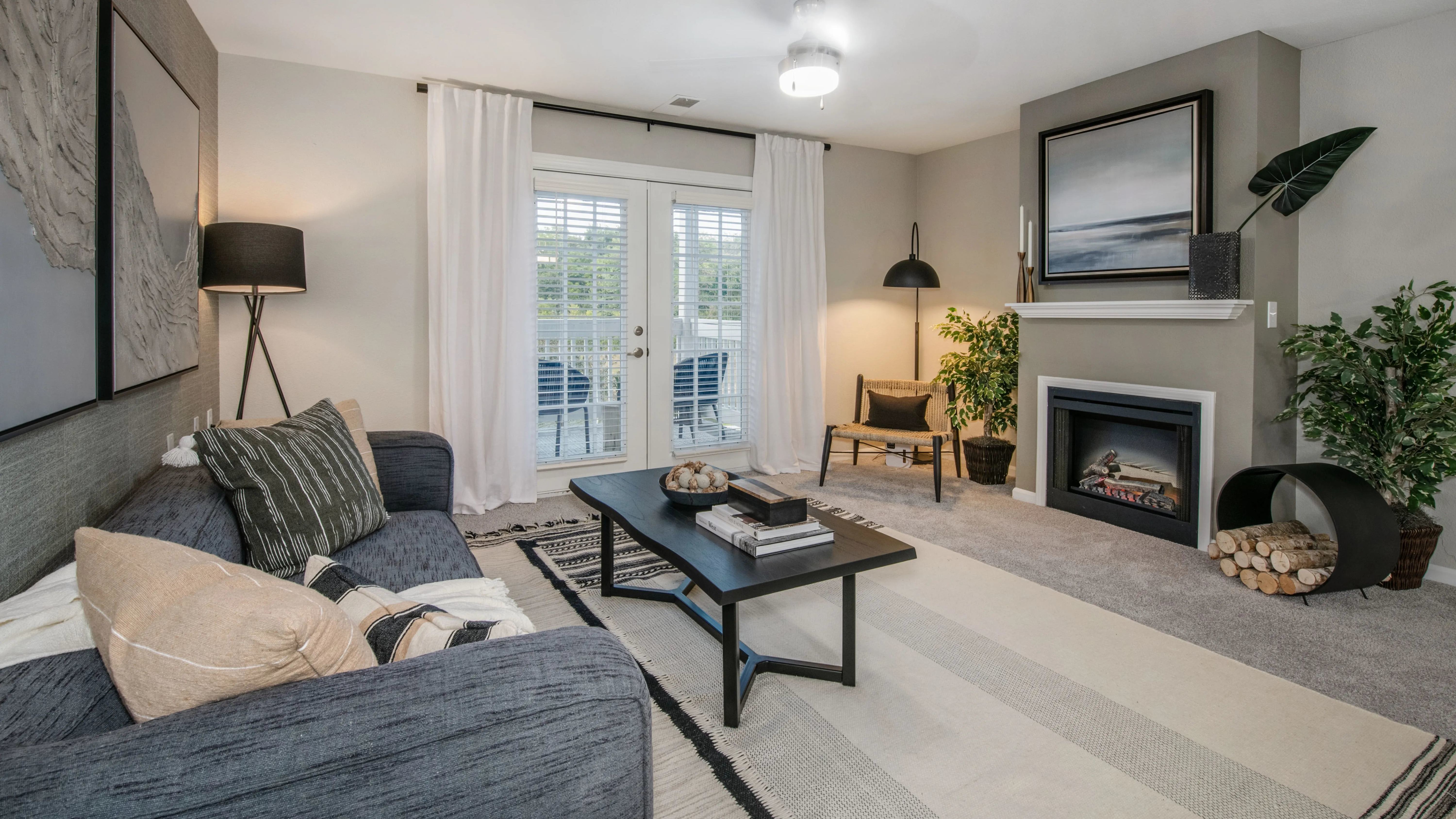 Lenox West Luxury Apartments – photo 5