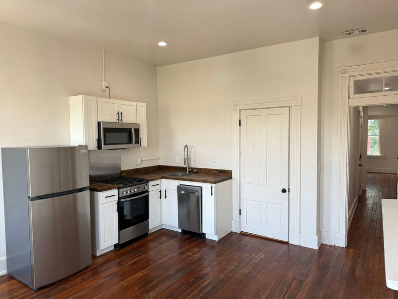 920 Washington Ave – photo 5