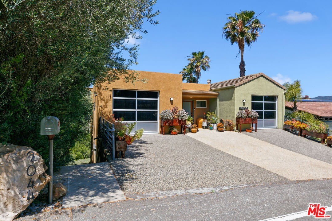 2044 Corral Canyon Rd – photo 2