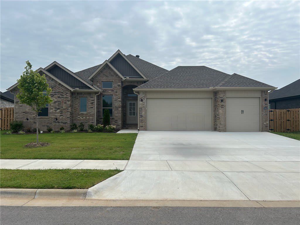 2412 Salmon Street – photo 1