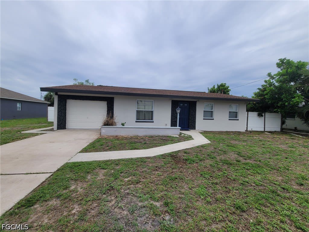 3923 SE 12th Avenue – photo 2