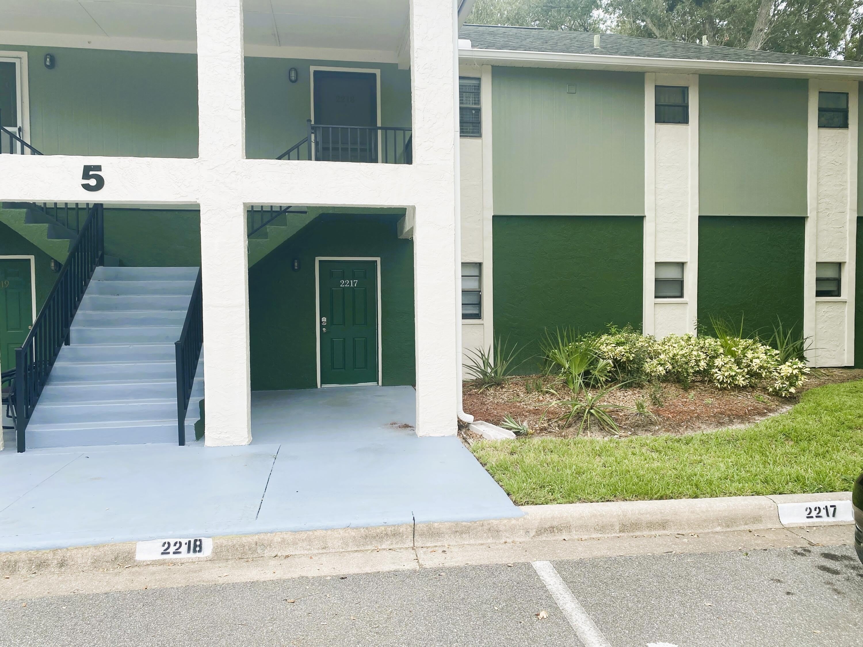2217 Flower Tree Circle – photo 2