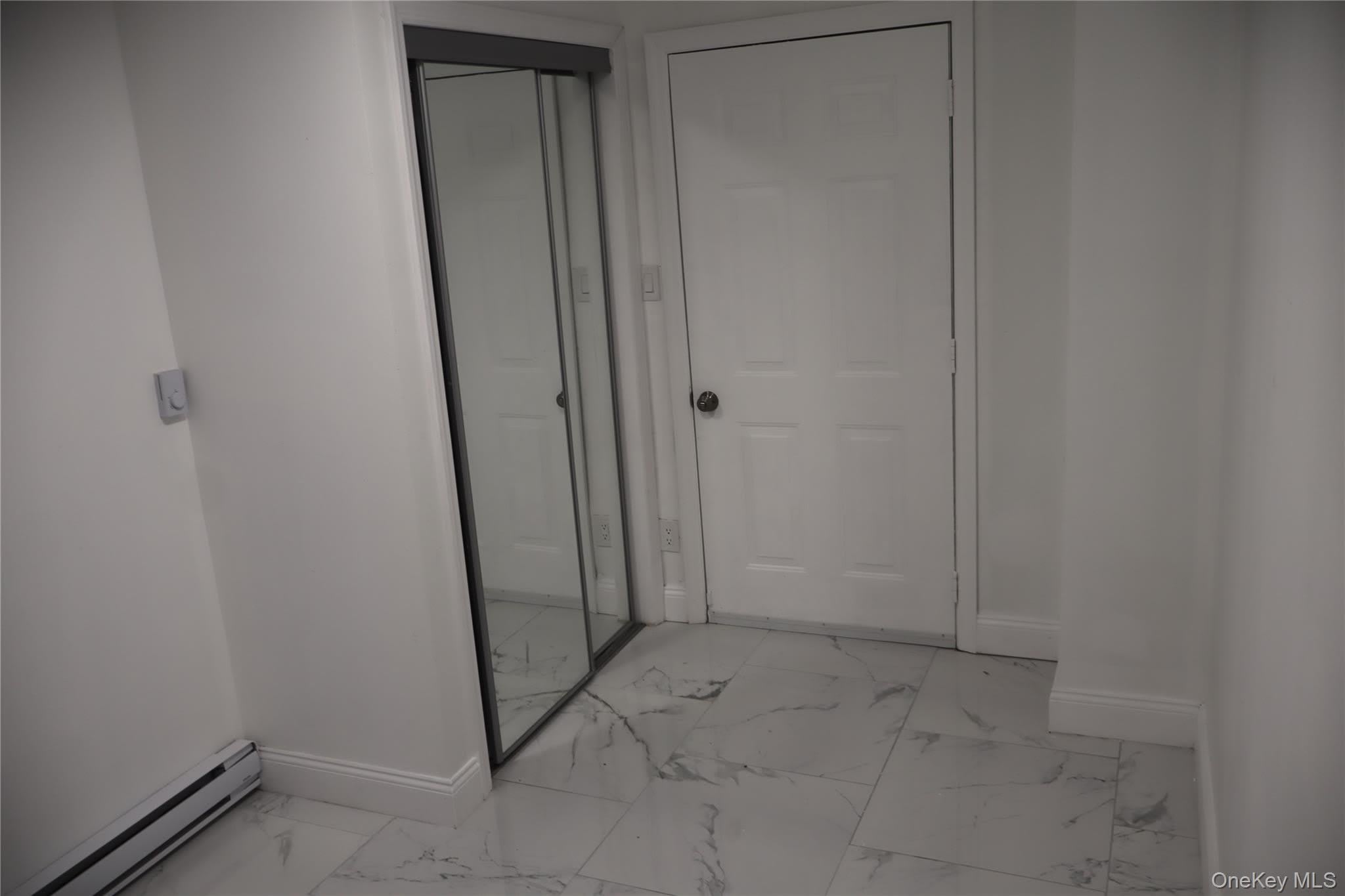 560 Jerome Street – photo 4