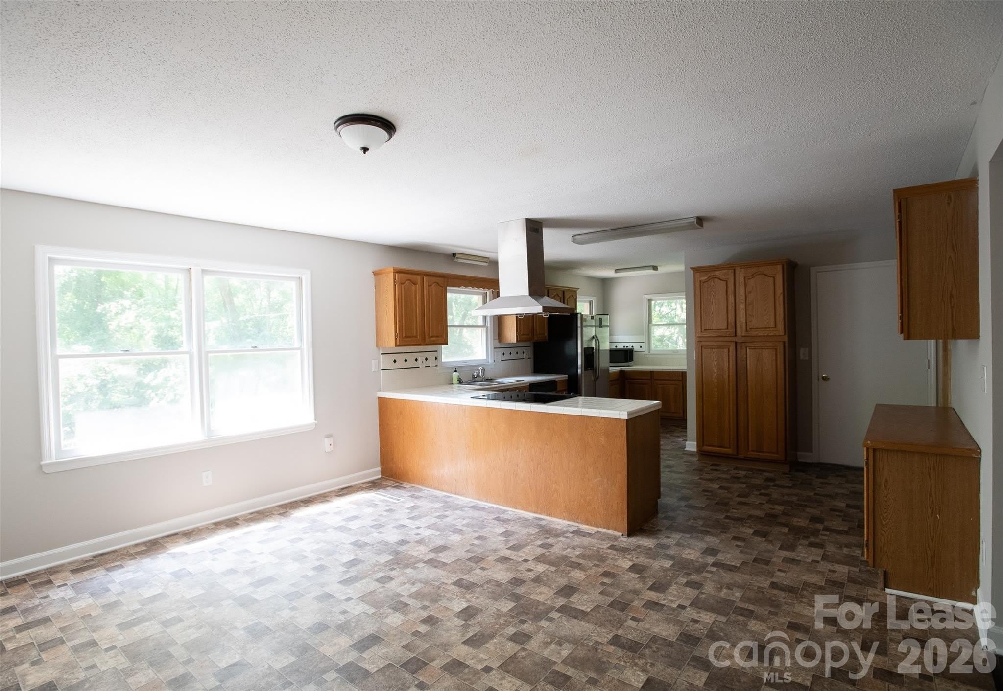 9100 Nash Avenue – photo 5