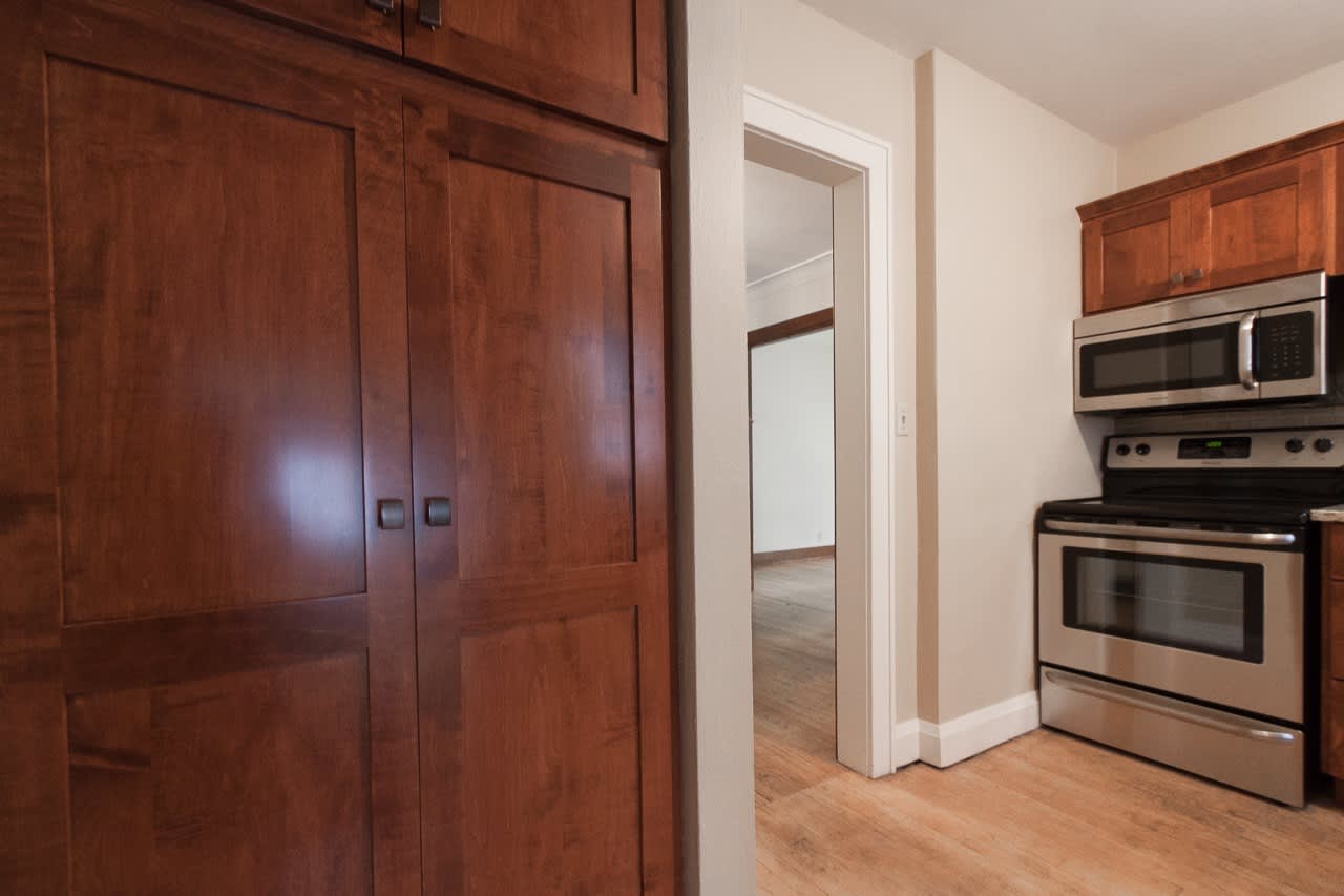 2642 Kendall Ave – photo 2