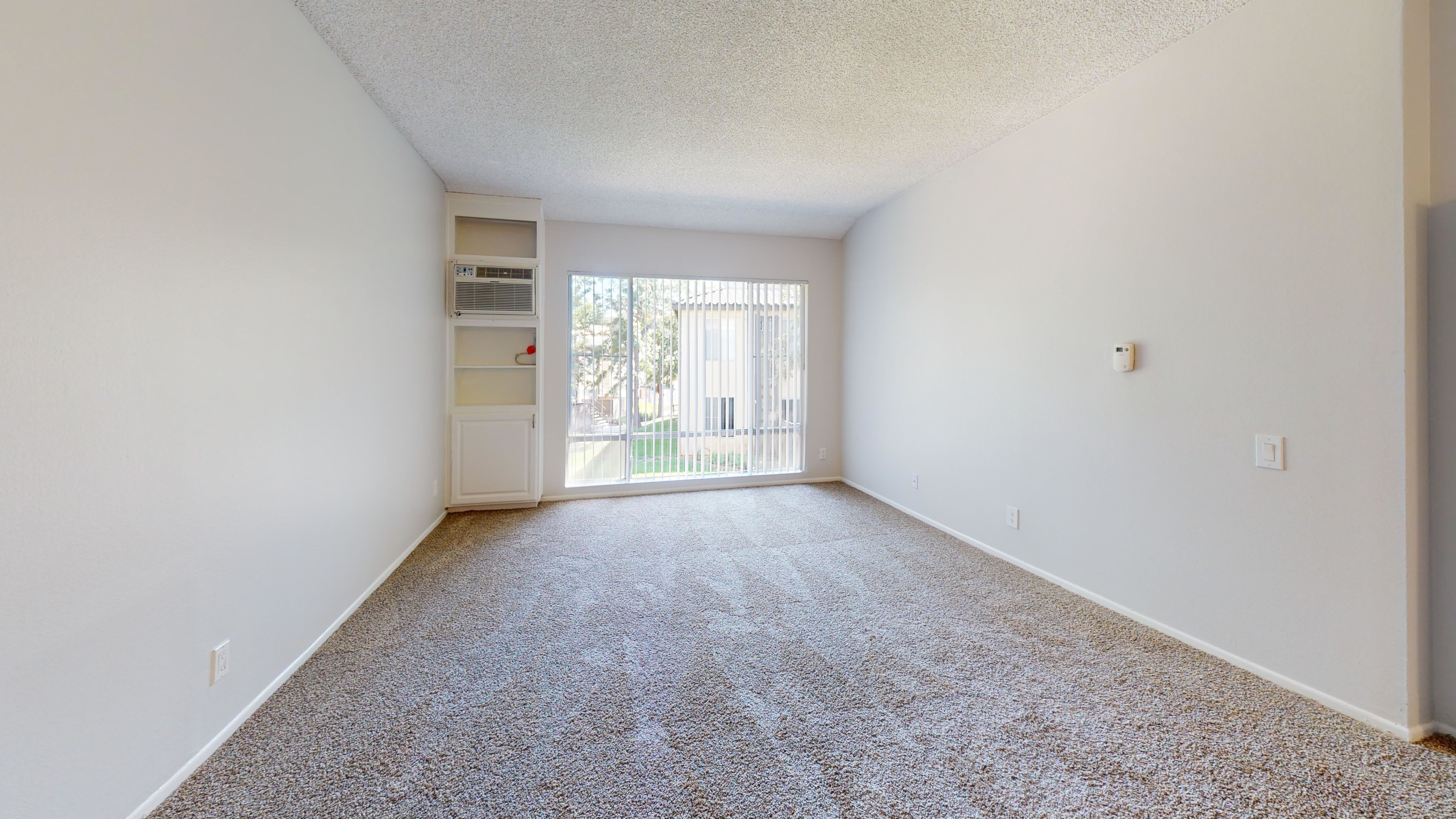 Charter Oaks – photo 2