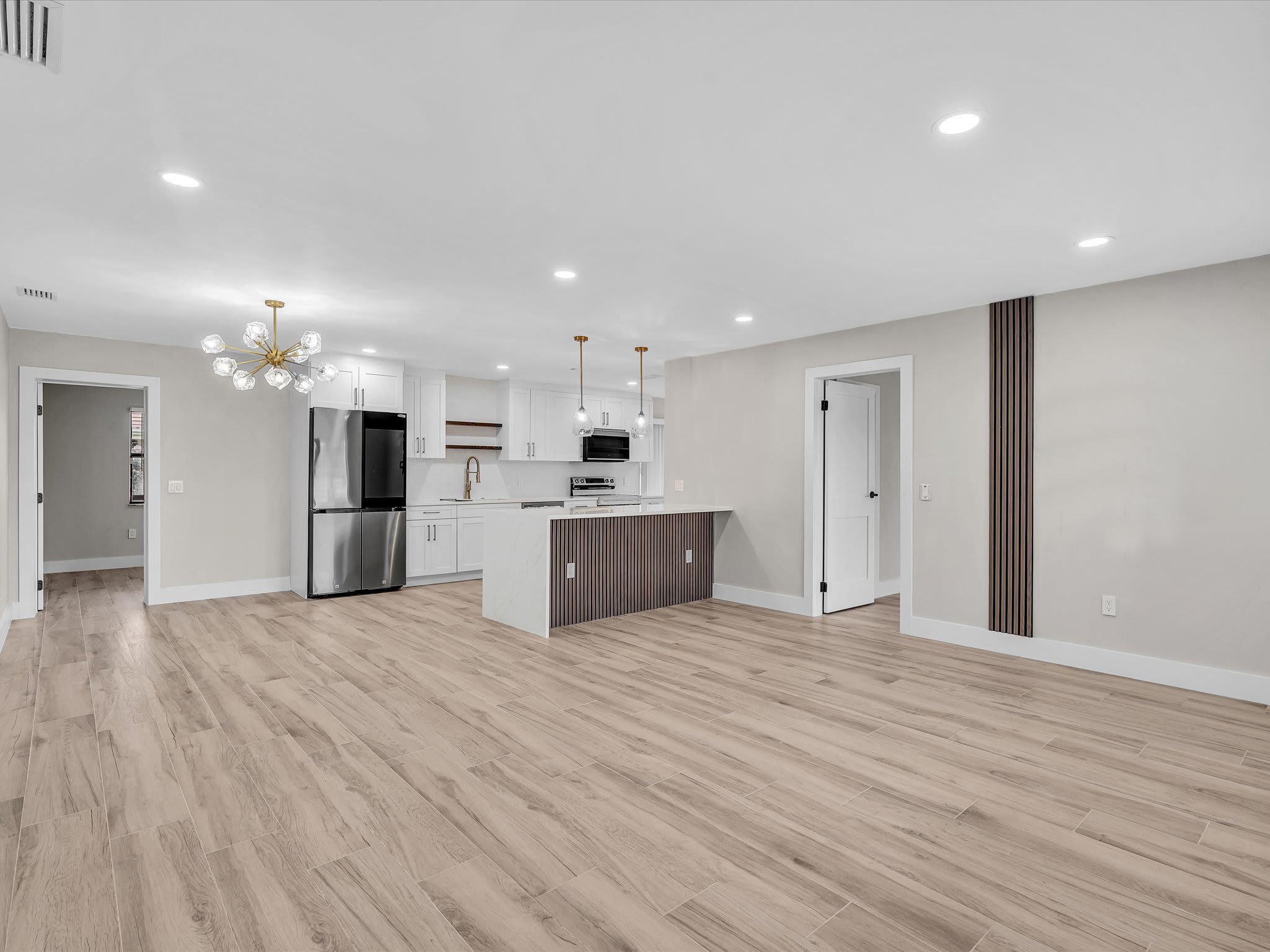 10691 Northwest 28th Street – photo 1