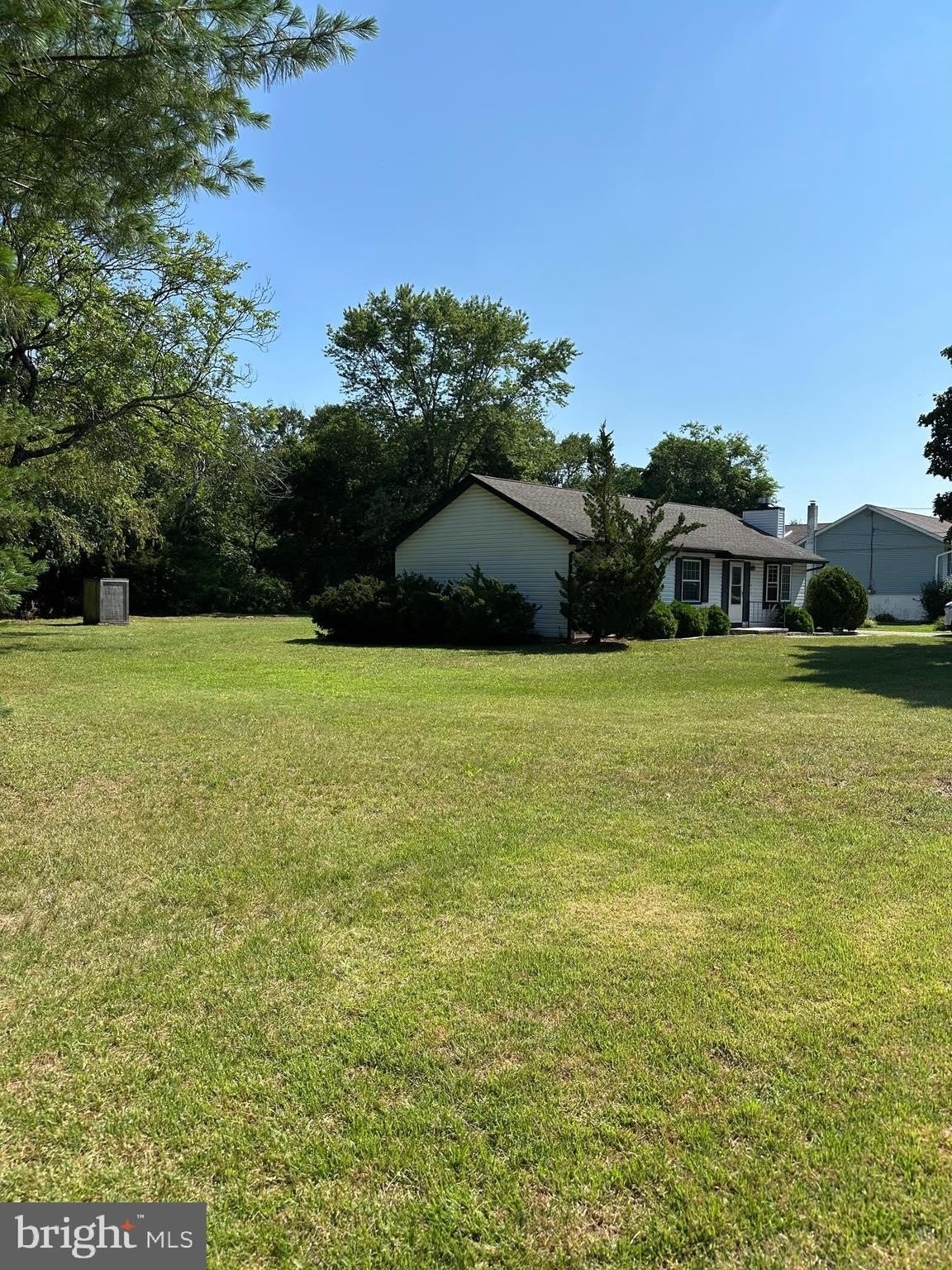 914 W SUMMER Road – photo 2