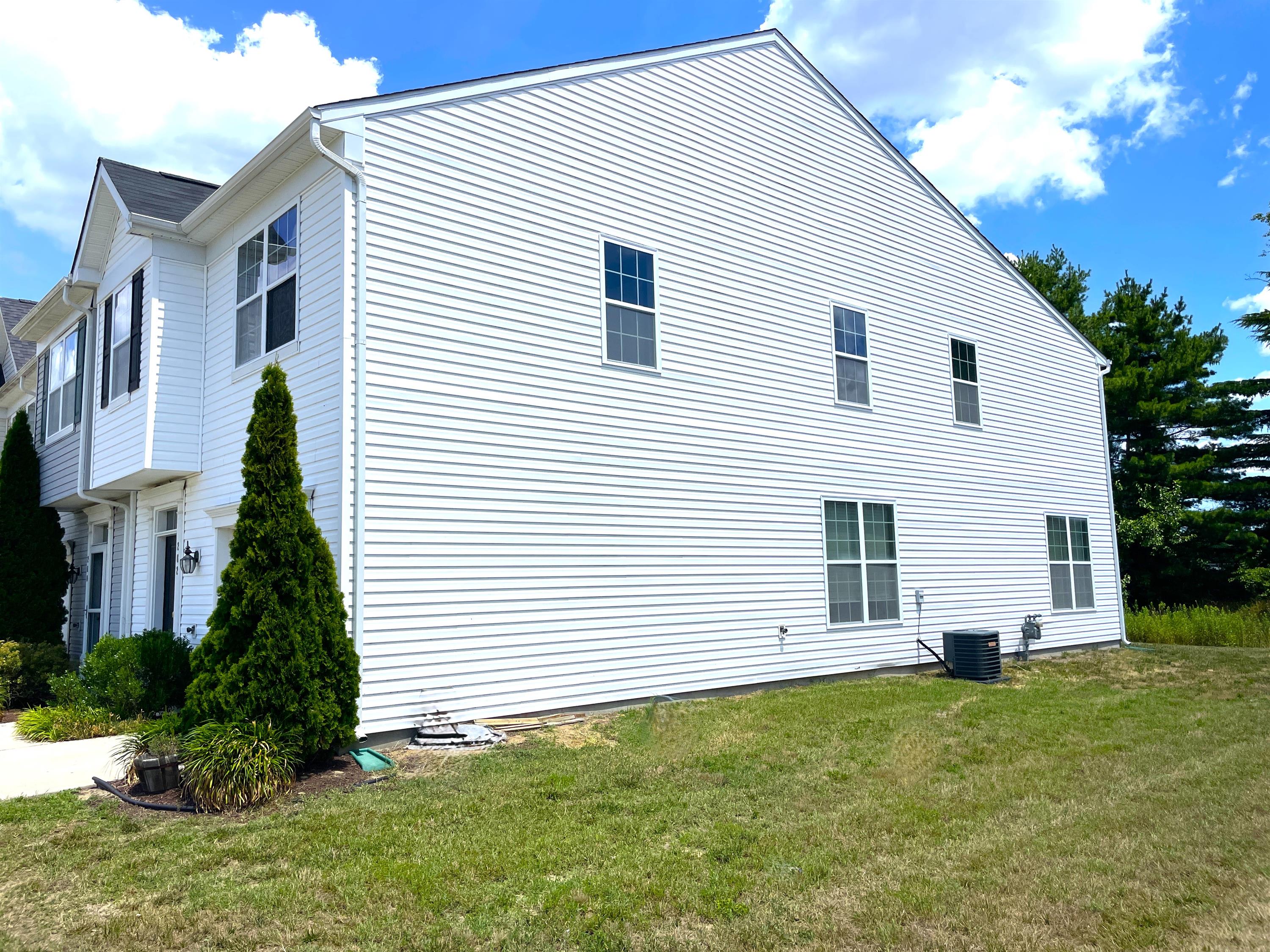 262 Garrison Way 1 – photo 2