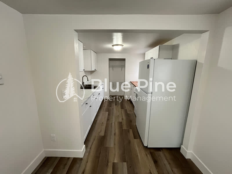 1288 Lake Avenue – photo 2