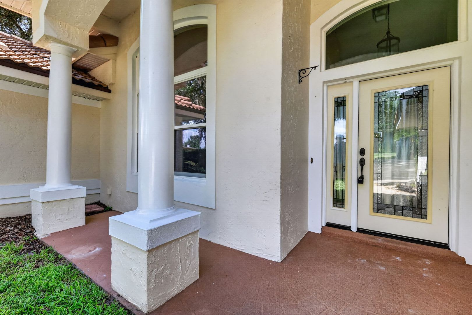 3-Bedroom Home with Golf Course & Pond Views in Howey-in-the-Hills – photo 4