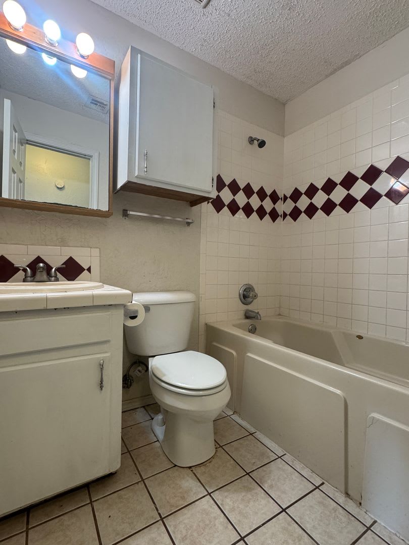 4619 SW I Ave – photo 5