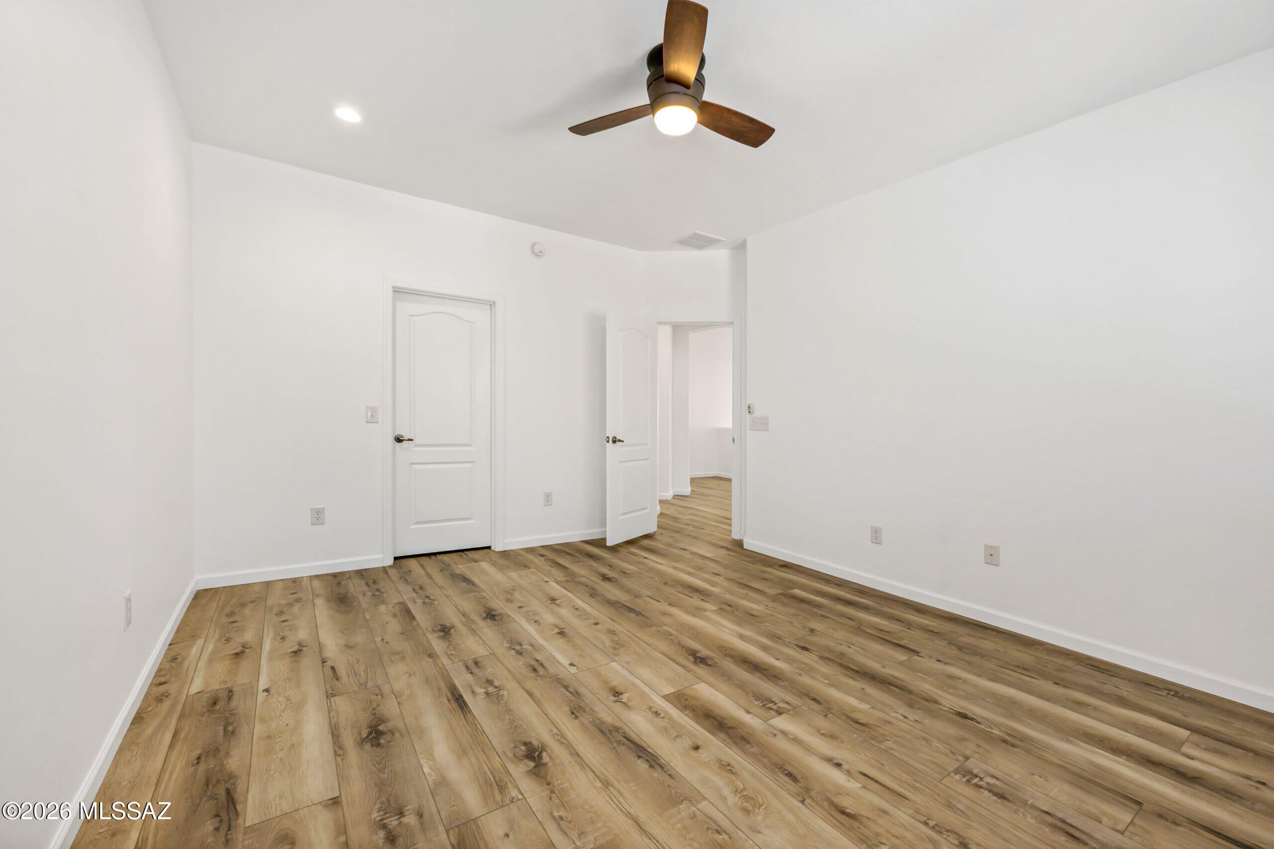 4261 N Golden Ridge Lane – photo 3